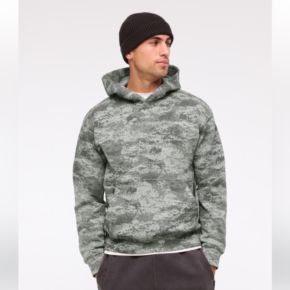 Abercrombie & Fitch Other - Abercrombie YPB neoKNIT MAX Popover Grey Camo